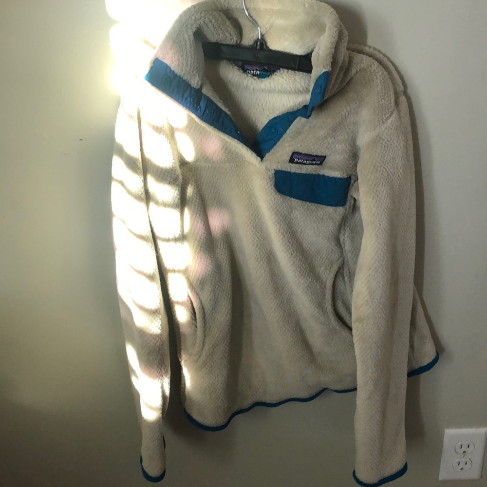 Patagonia women’s pullover
